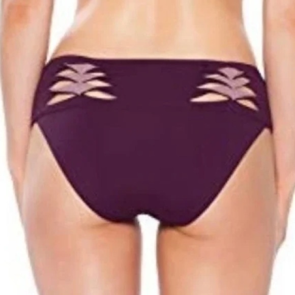BECCA Bikini Bottom NWOT Origami Cutout Hipster Merlot Size XS - Picture 3 of 7